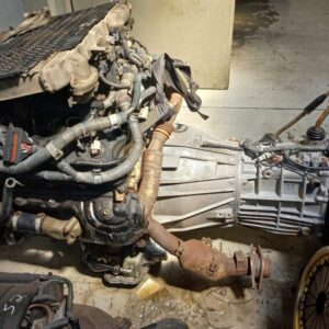 TOYOTA Land Cruiser 200 Series Pick-Up 4×4 Manual Gearbox (1VD)